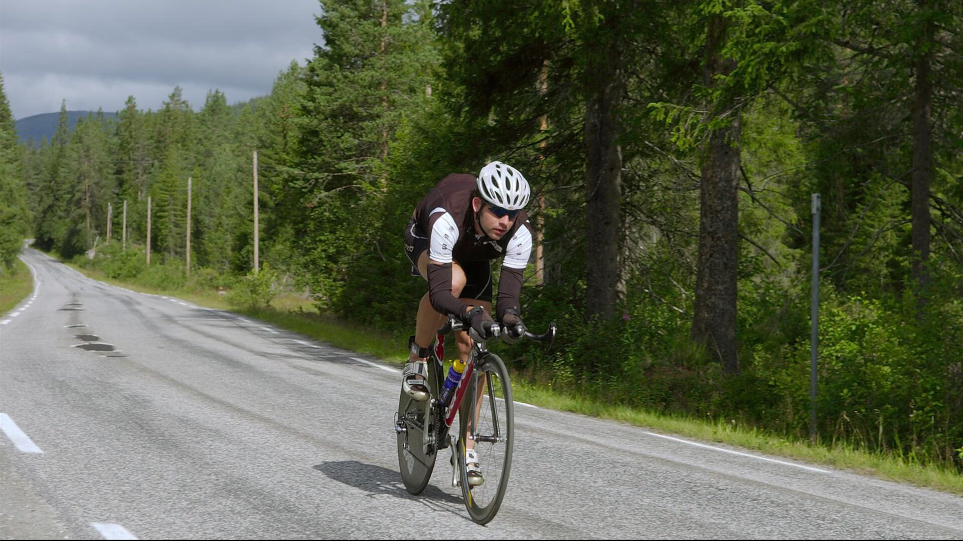 独行侠推广环保公益计划获得嘉奖，独行侠海报